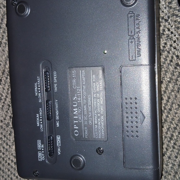 Optimus Black Cassette Tape Recorder Player with Voice Activation - Picture 2 of 9